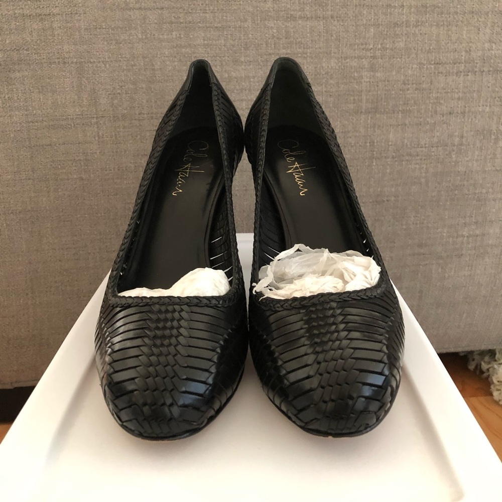 Cole Haan woven black pumps US 7